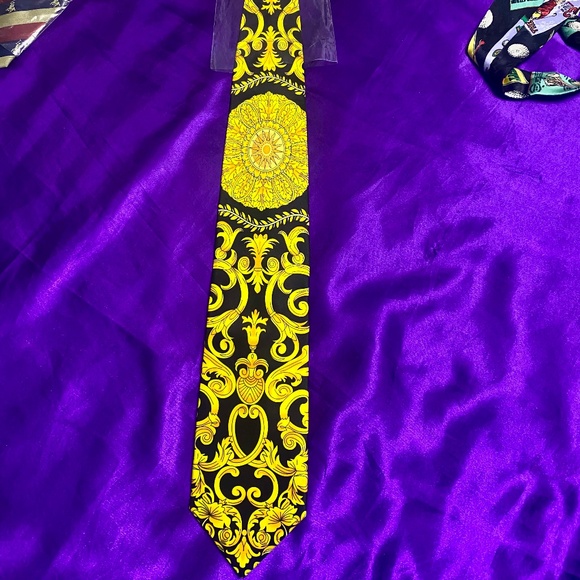Versace Licenced Silk Necktie  Sz OS - Picture 2 of 10